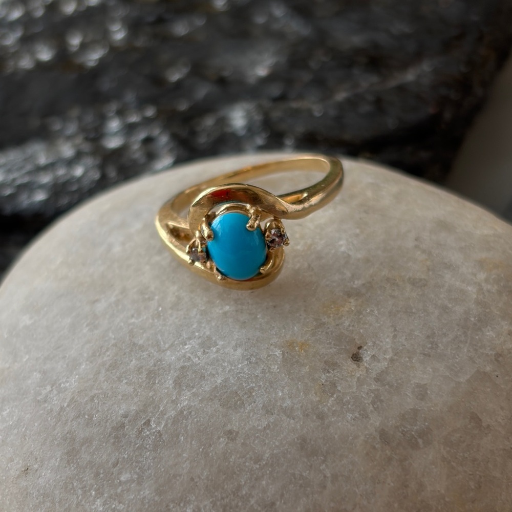 Vintage 14K Gold Native American Turquoise Ring - Picture 16 of 16